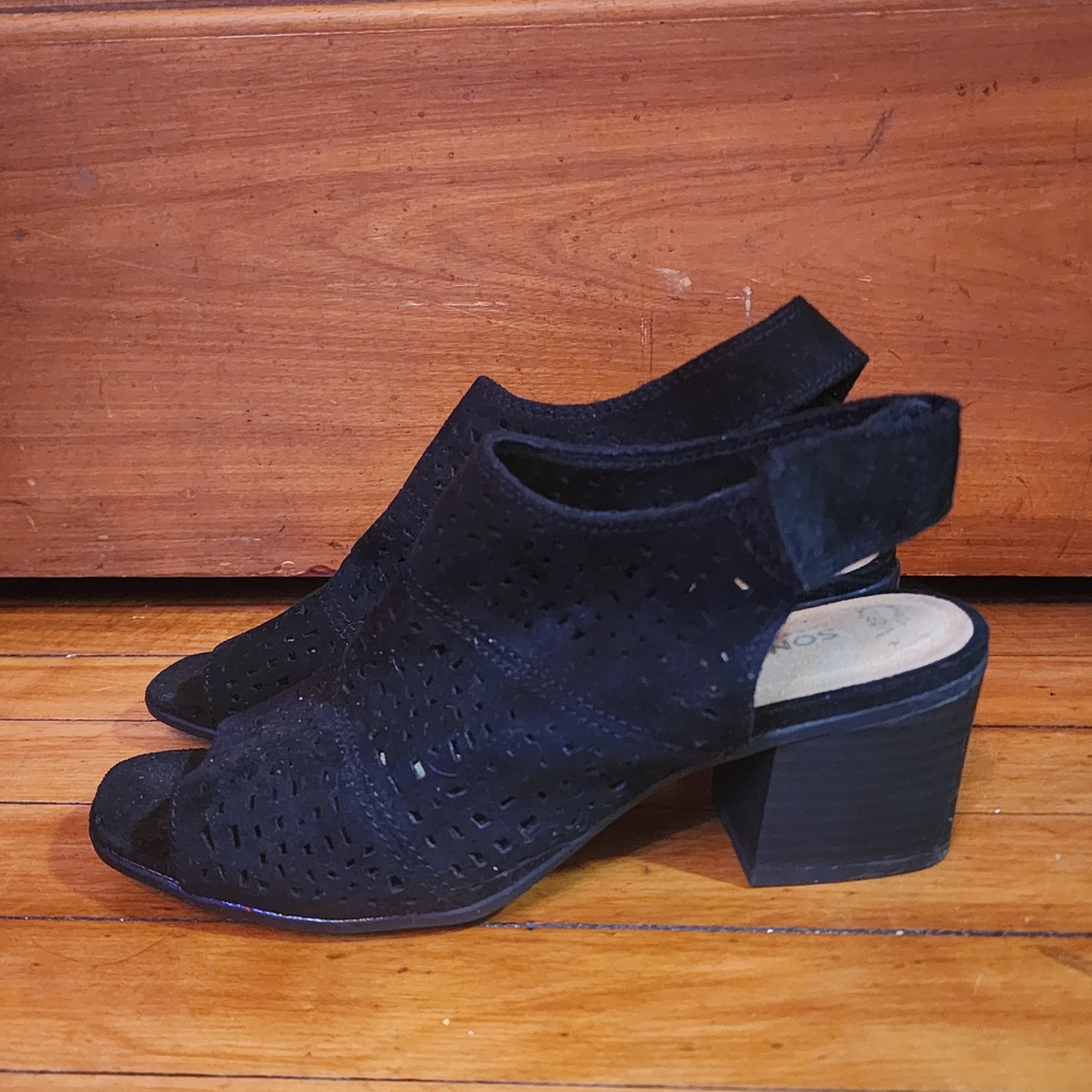 Sonoma Women's Black Perforated Mules Vitalize Ortholite